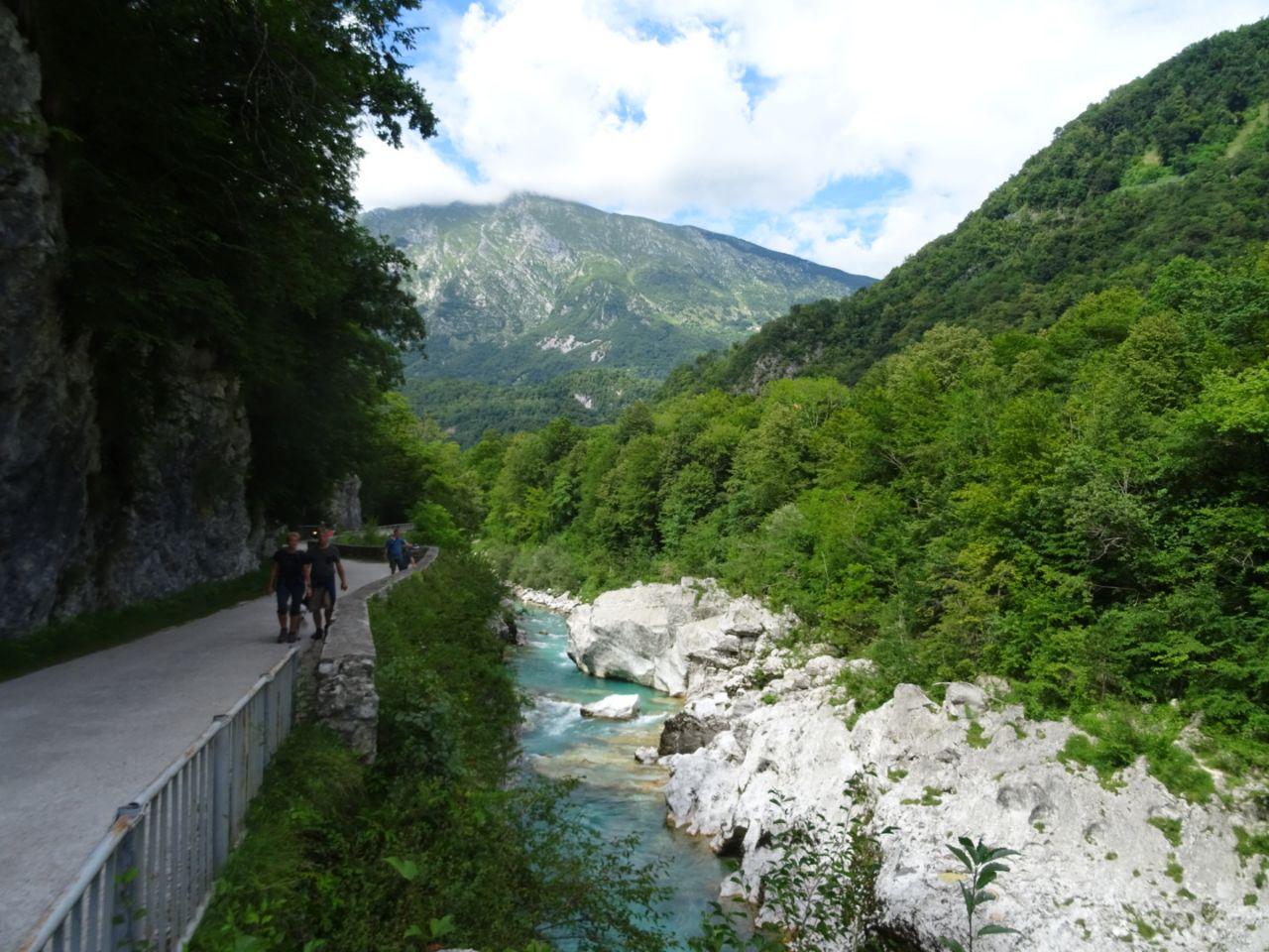 Copertina per Dalle Alpi all'Isonzo, Lonley Planet premia il Juliana trail. Obiettivo raggiungere anche la Brda